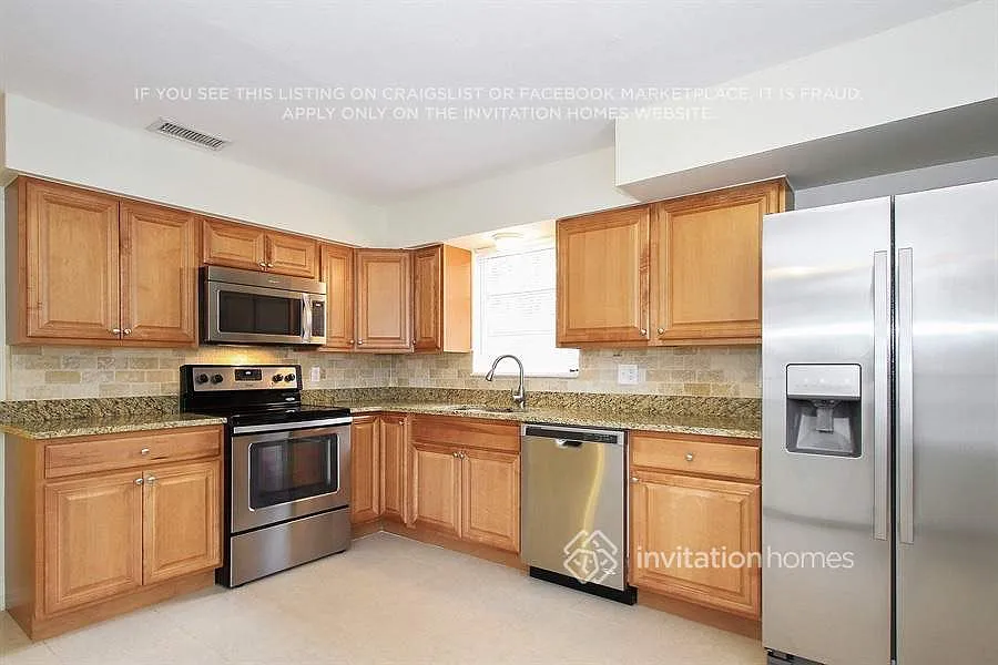 2449 Chandler Ave Fort Myers, FL 33907 — Photo 3