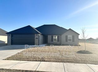 253 New York Ave, Farmington, AR 72730