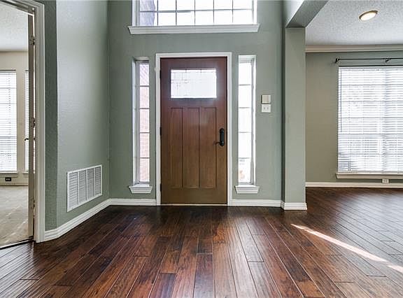 4th image of 7614 Bluewood Dr