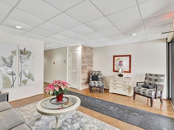 2nd image of 3543 Amberacres Dr Unit 308W