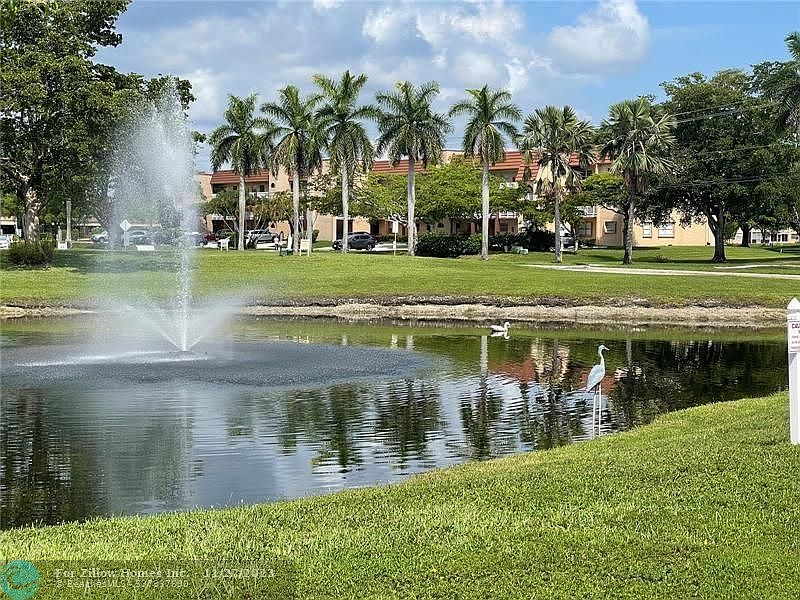 9800 Sunrise Lakes Blvd APT 301, Sunrise, FL 33322 MLS F10411393