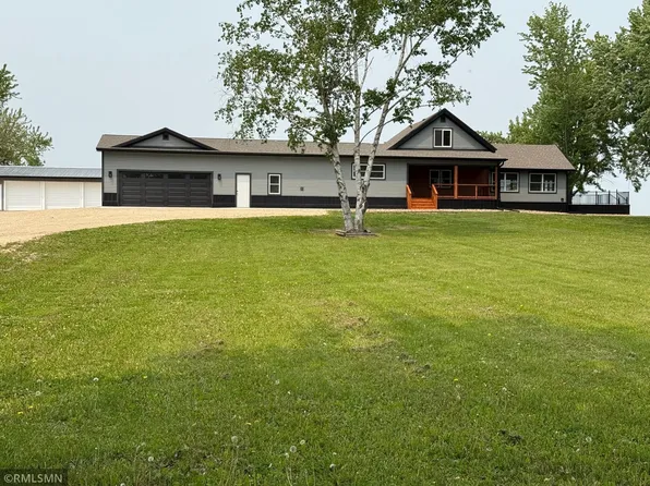 1616 130th Ave, New Richmond, WI 54017