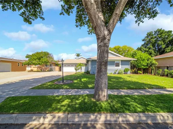 556 S La Serena Dr, Covina, CA 91723