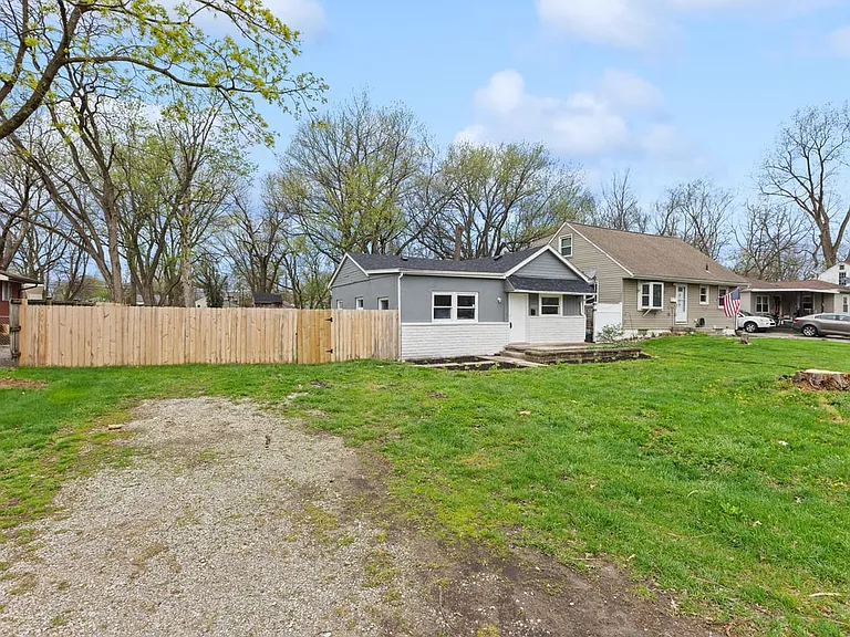 2707 Woodland Ave — Photo 30