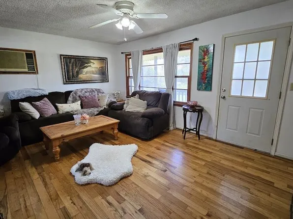 555 Main St, Oxford, AR 72565
