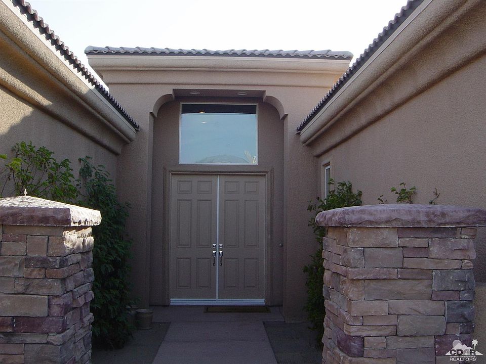 1st image of 39685 Picasso Ct