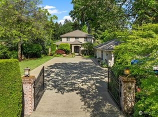 2 Lakeside Country Clb SW, Lakewood, WA 98498