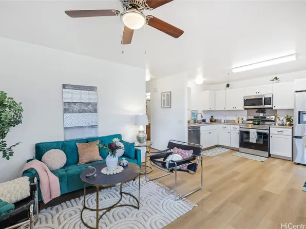 91-1011 Kamaaha Ave APT 408, Kapolei, HI 96707