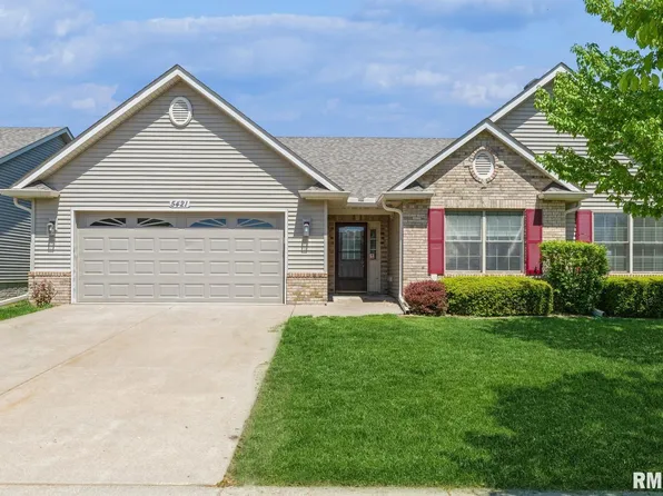 5421 Nw Cir, Davenport, IA 52806