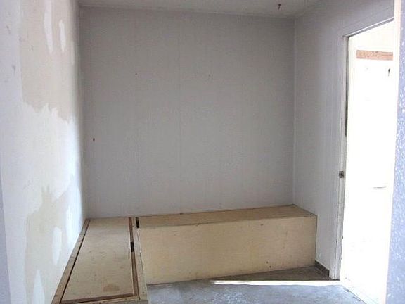 4th image of 1704 S Penelope St