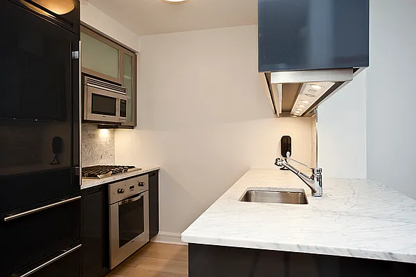 Rented by Brown Harris Stevens | media 29