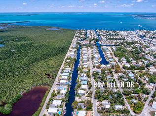 857 Ellen Dr, Key Largo, FL 33037