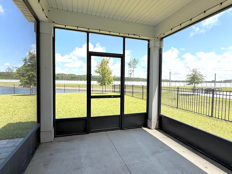 12959 Holsinger Blvd — Photo 32
