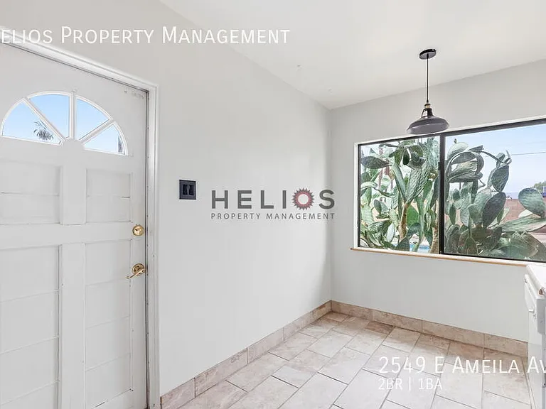 2549 E Amelia Ave — Photo 13