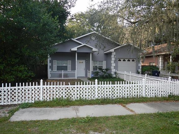 2nd image of 8414 N Greenwood Ave