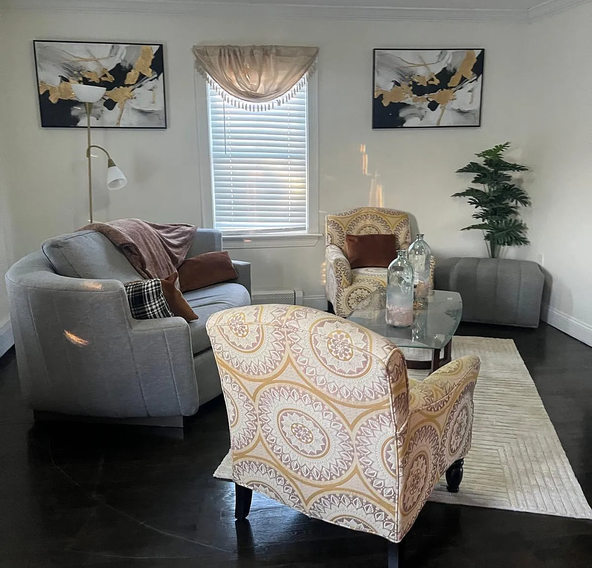 4 bed, 2016 sqft, $6,000 — Photo 3