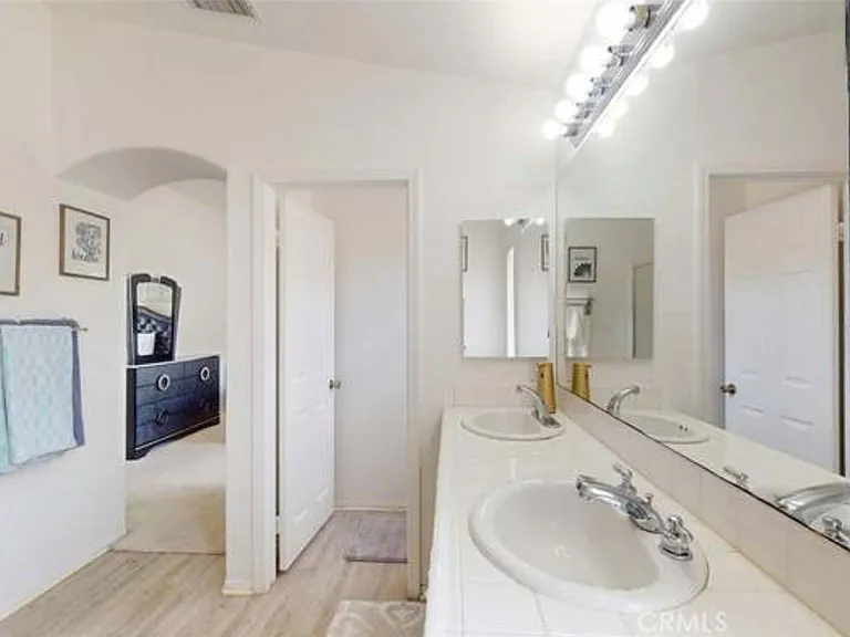 28312 Sycamore Dr — Photo 9