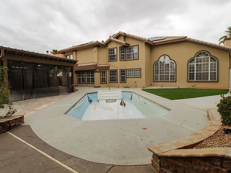 1984 Paseo Granada Ln — Photo 37