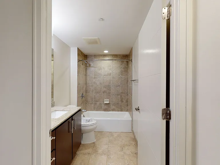 Eleven55 Ripley — Photo 83