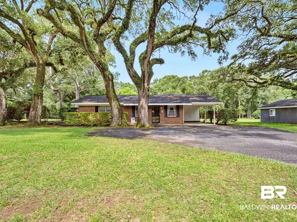 10570 Oak Ave, Grand Bay, AL 36541