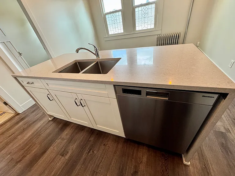 166 E 11th Ave #8 — Photo 39