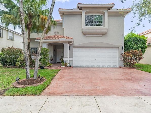 13392 NW 7th St, Plantation, FL 33325
