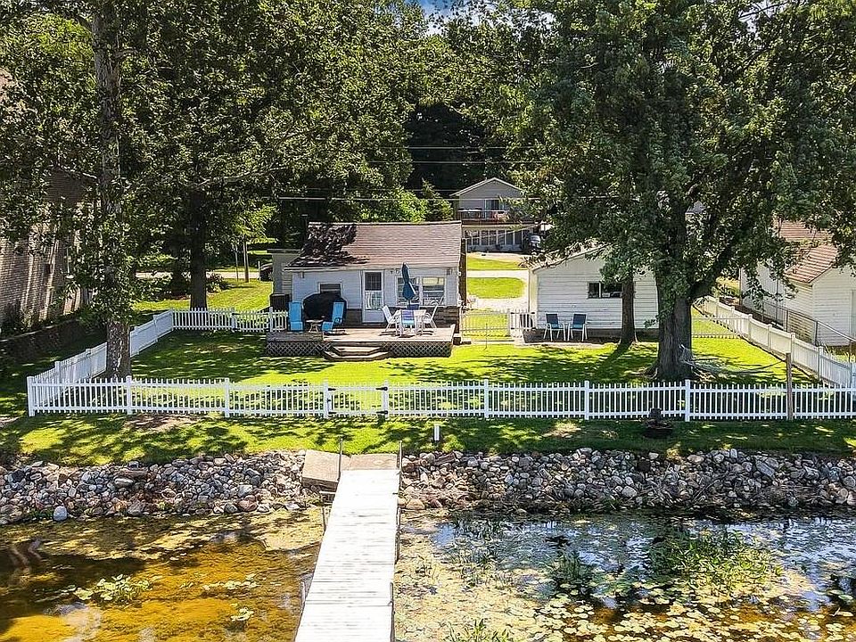 1075 Chapman Lake Dr, Warsaw, IN 46582 MLS 202224668 Zillow