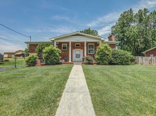 189 Echo Ln, Bluff City, TN 37618