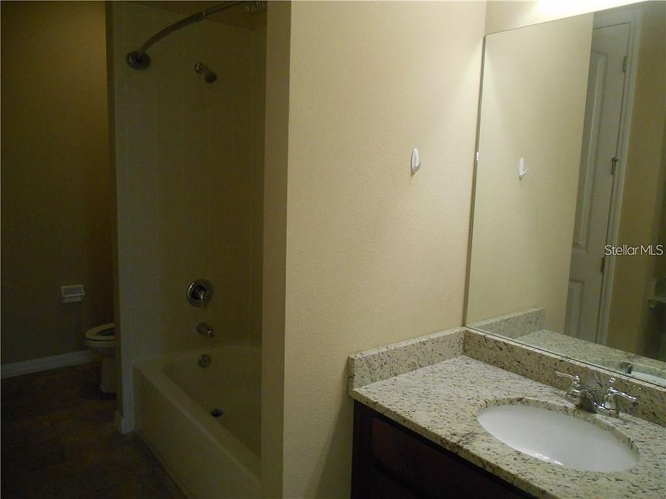2nd image of 13237 Overstreet Rd