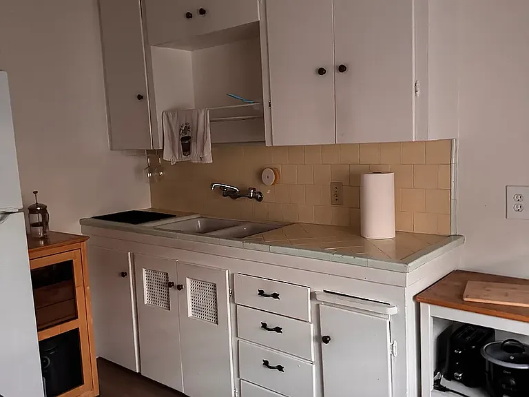 22 Saint Joseph Ave #3 — Photo 9