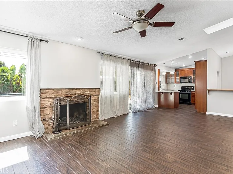 12636 Andretti St — Photo 14