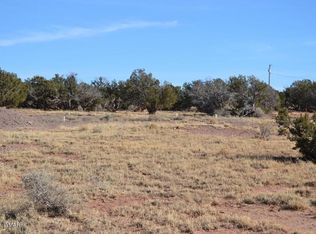 8473 Navajo Ln, Snowflake, AZ 85937