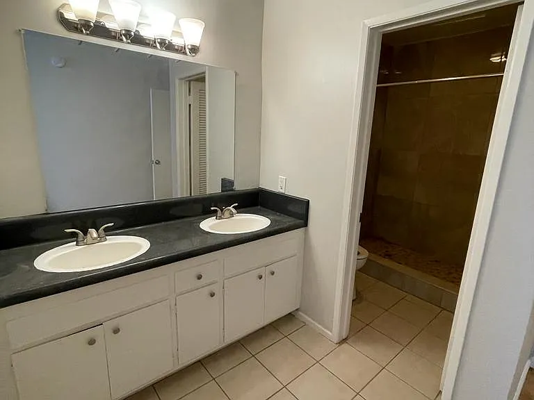 833 S Bedford St #102 — Photo 18