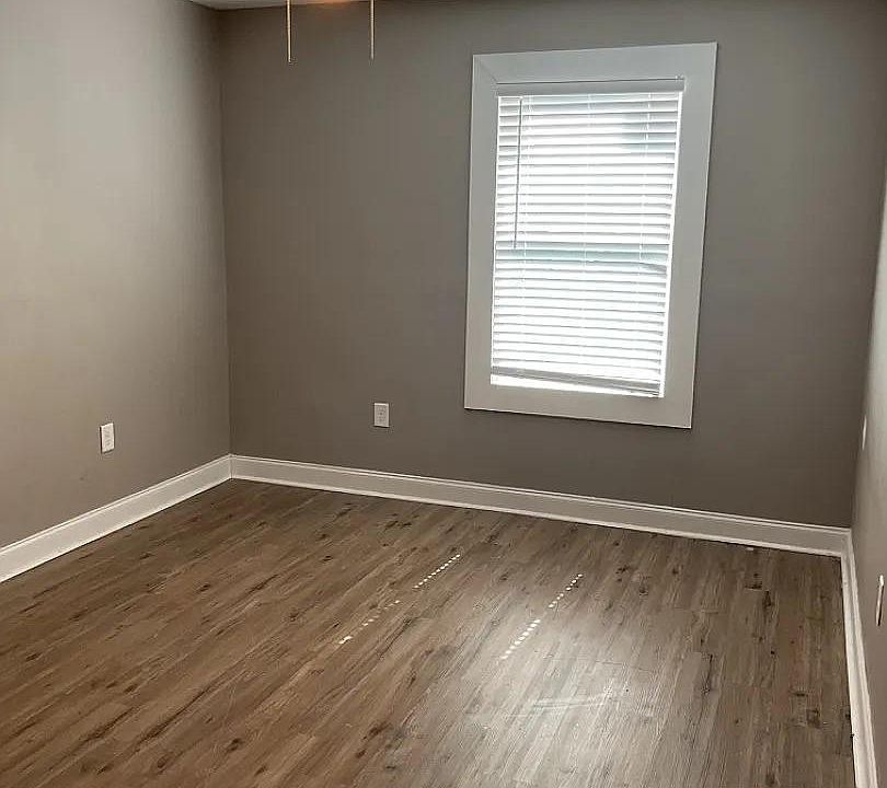 Unit Photo