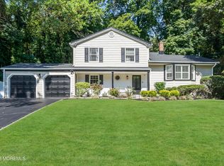 17 Winding Brook Way, Middletown, NJ 07748