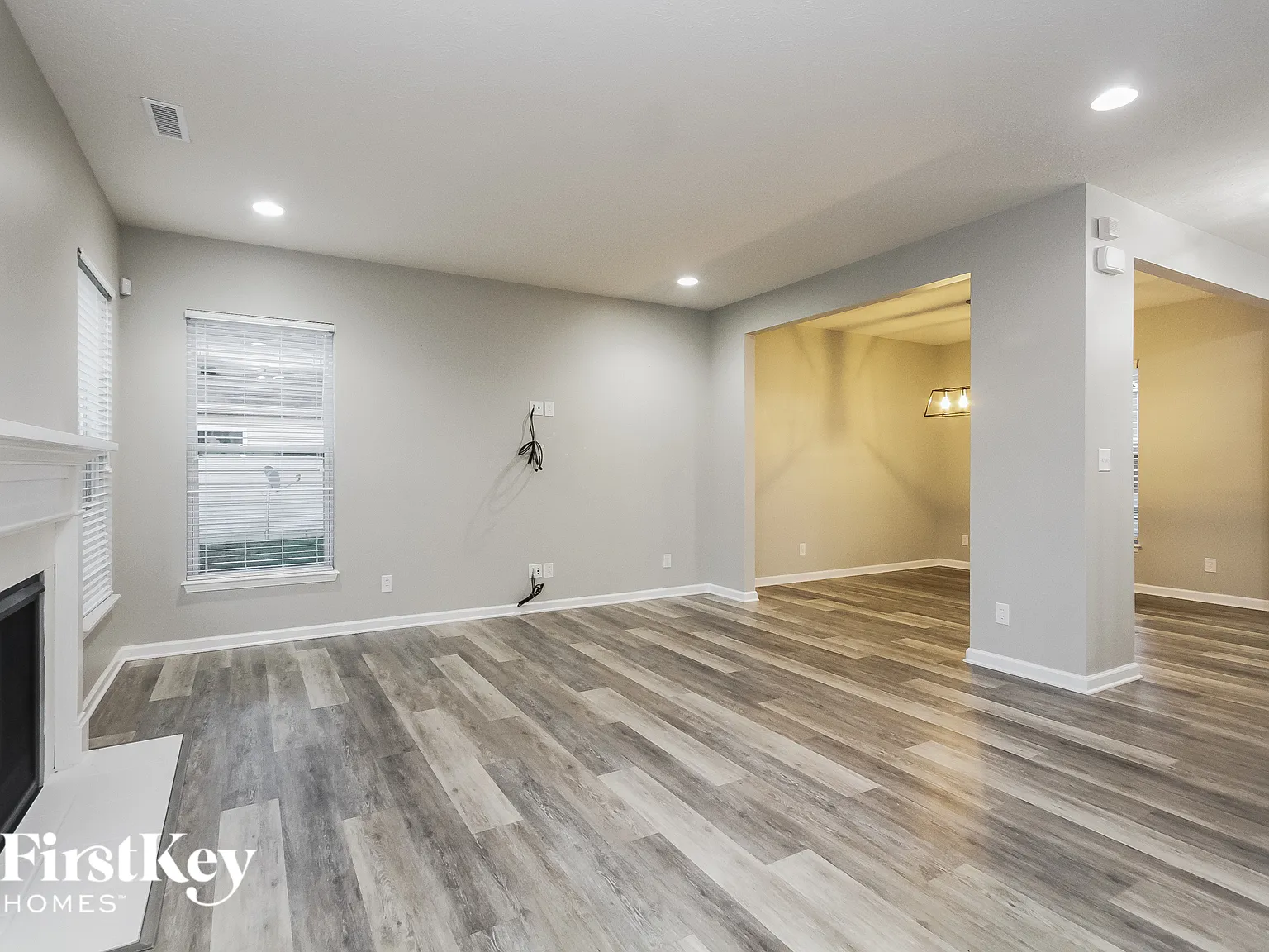 3 bed, 2.5 bath, 2238 sqft, $2,465 — Photo 2