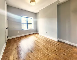 Rented by RELEASE NY