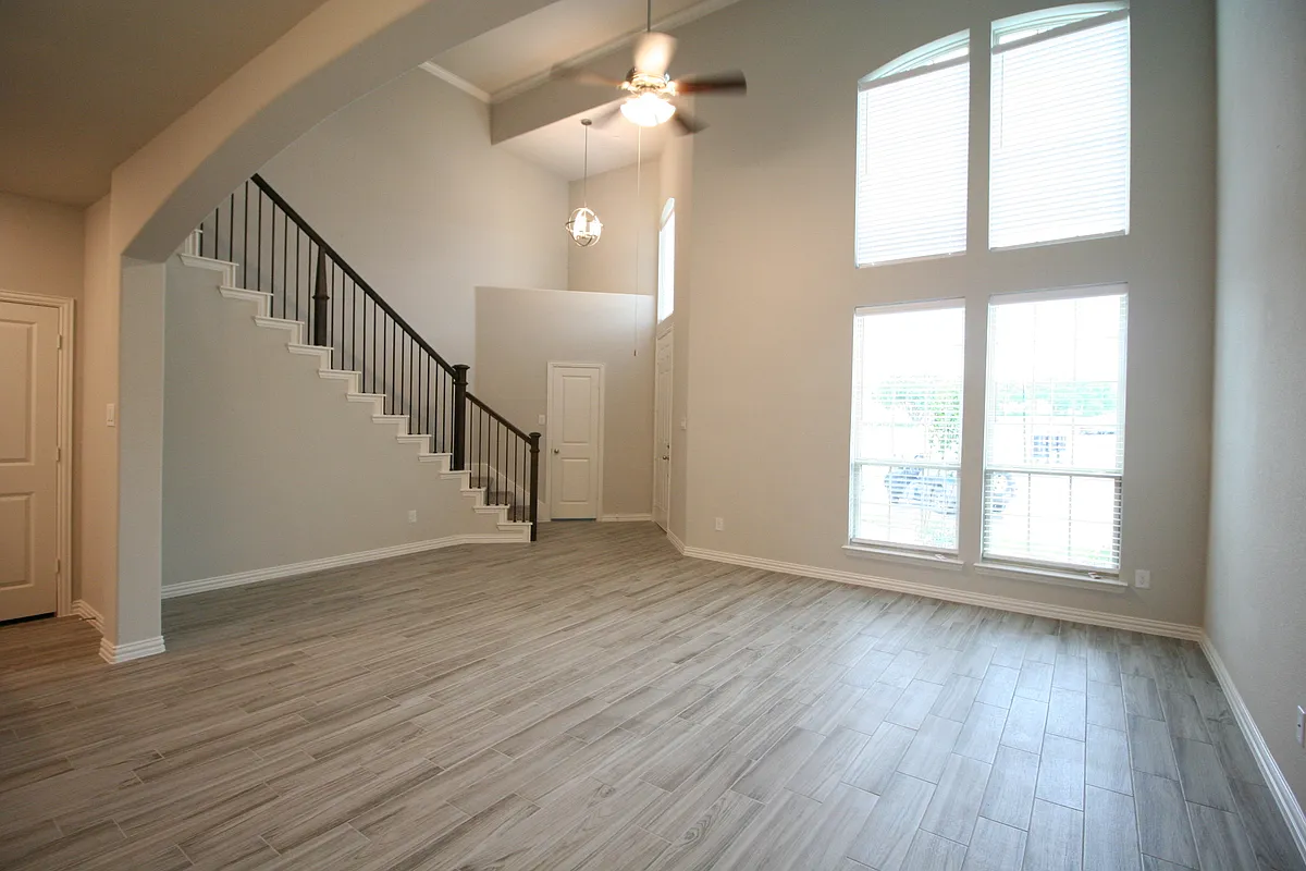 Building Photo - 1504 Joy Dr