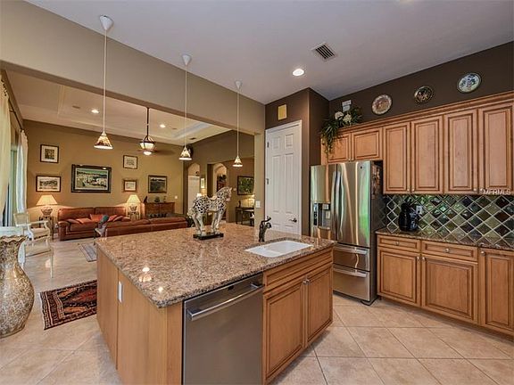 4th image of 266 Montelluna Dr