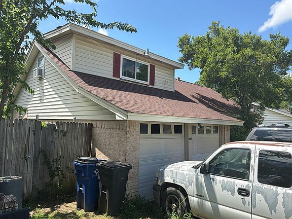 3rd image of 224 NE Murphy Rd