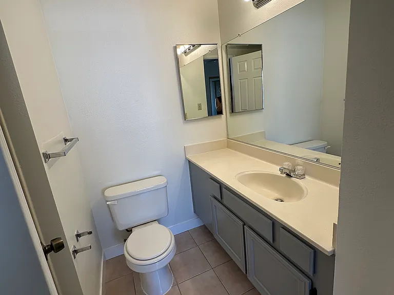 412 W Dryden St #6 — Photo 10