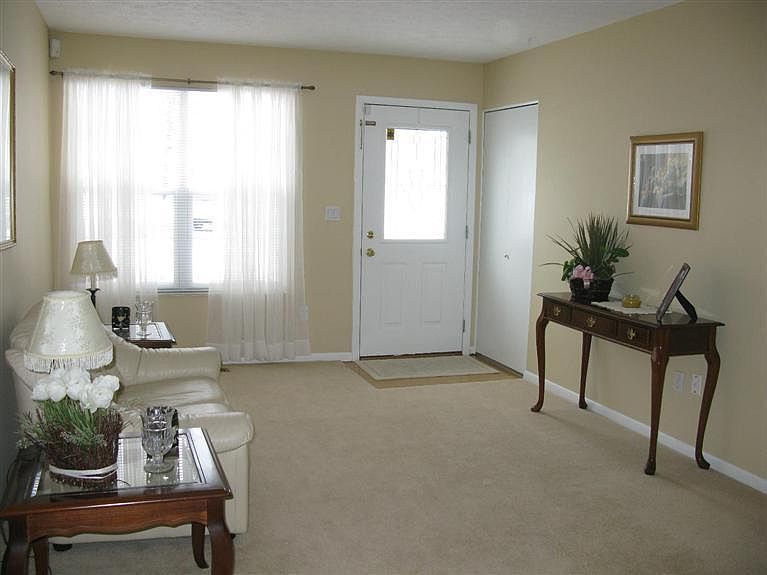 1st image of 5827 Mount Vernon Dr
