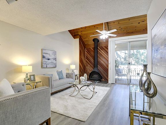 4th image of 505 Cypress Point Dr Unit 195