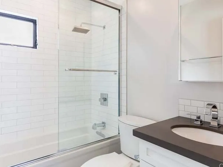 821 Manhattan Ave #5 — Photo 6