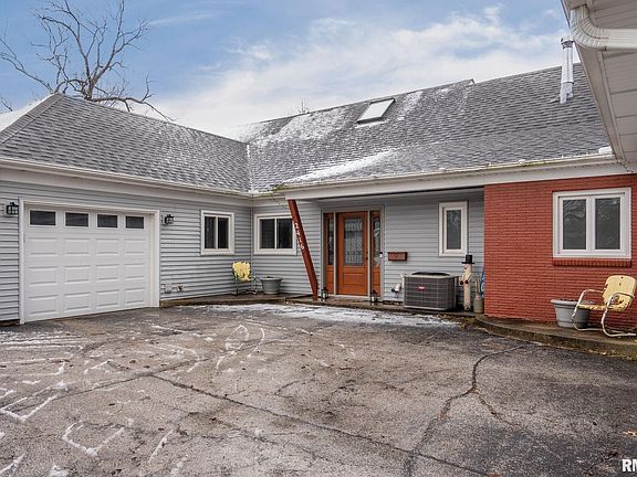 2nd image of 2416 35th Ave