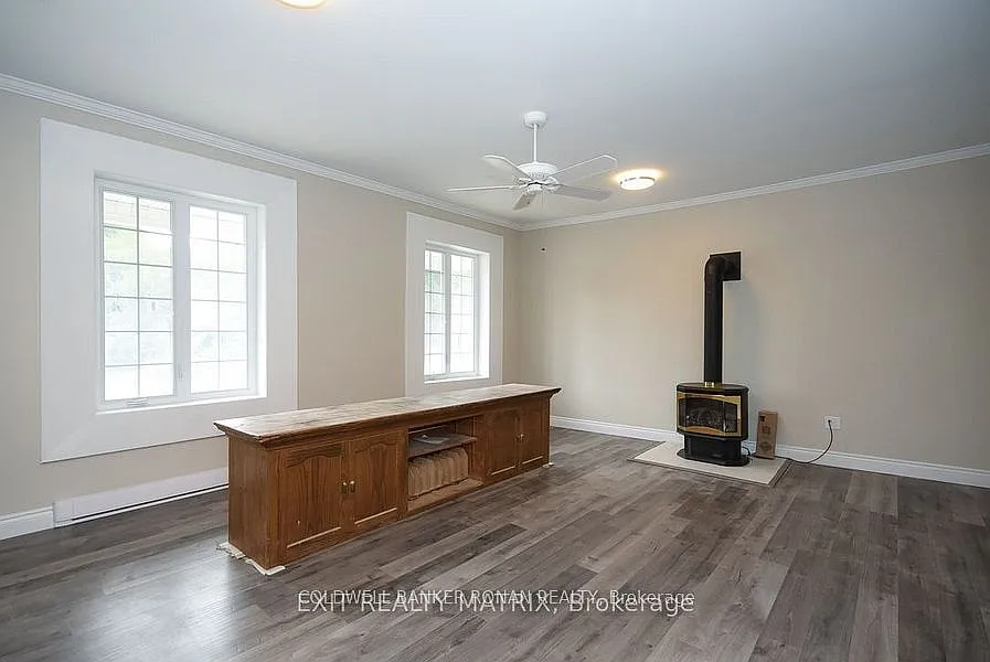 4 bed, $2,495 — Photo 2