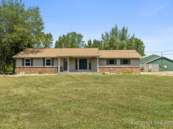 4701 Luce St, Jenison, MI 49428