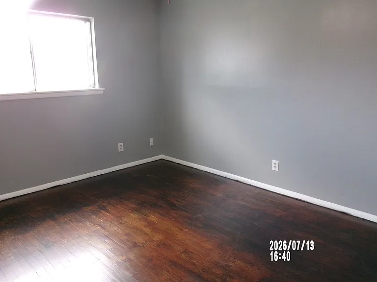 1319 NW Carroll Dr — Photo 14