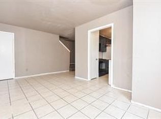 8405 Wilcrest Dr APT 2700, Houston, TX 77072