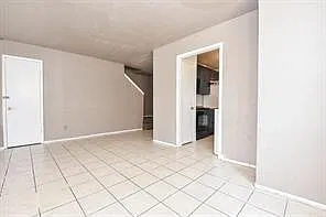 Building Photo - 8405 Wilcrest Dr #2700
